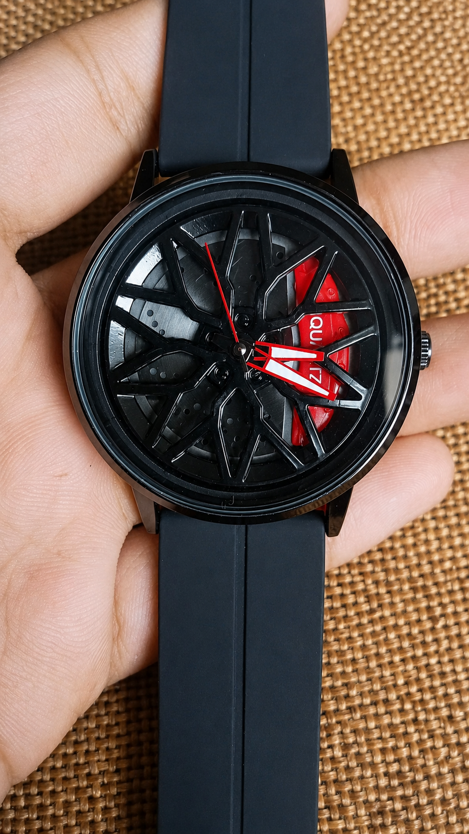 Spinning Colorful Watch – Trendy Fashion Edition