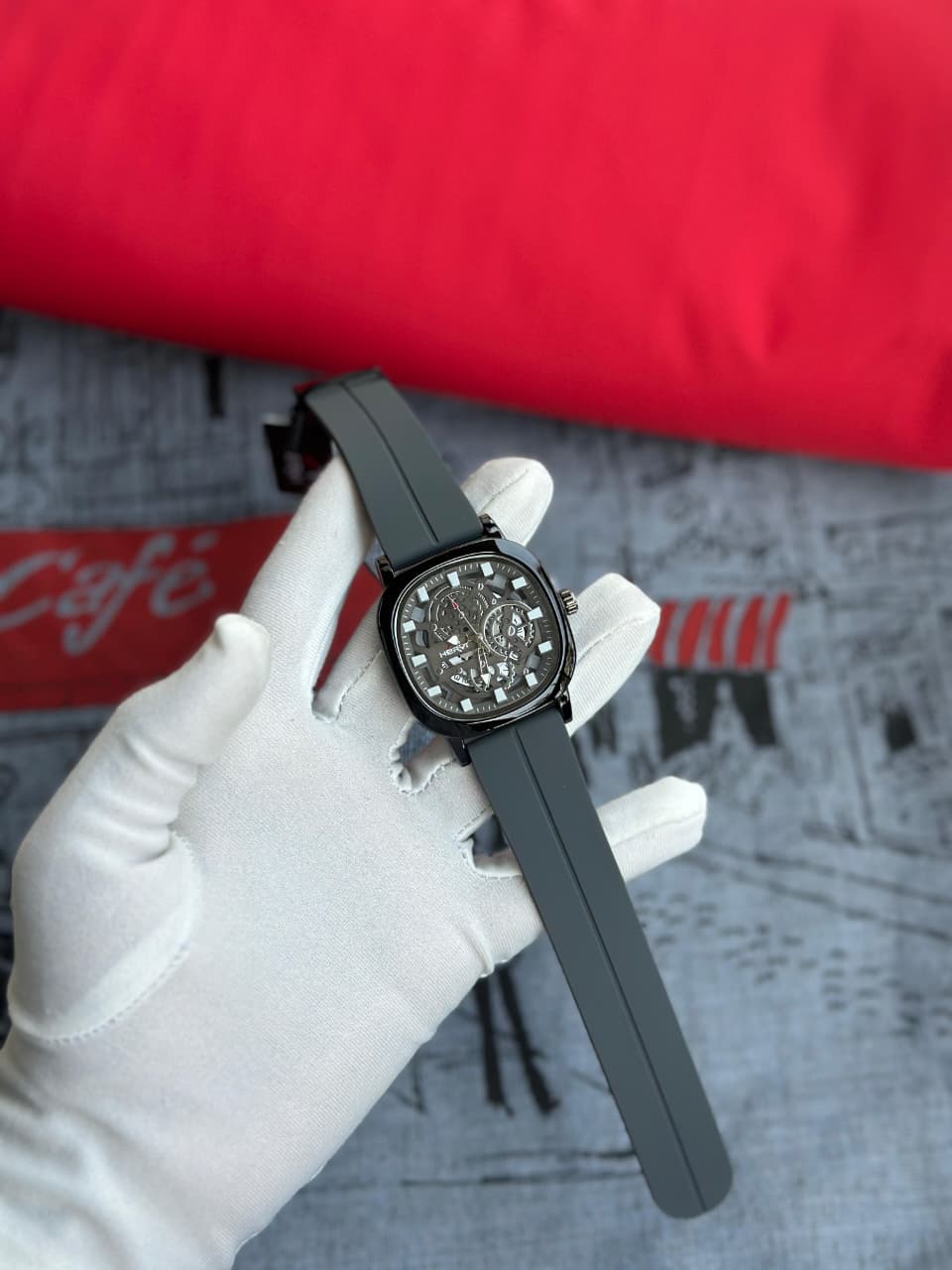 Premium Silicone Strap | Limited Edition Men's Luxury Timepiece