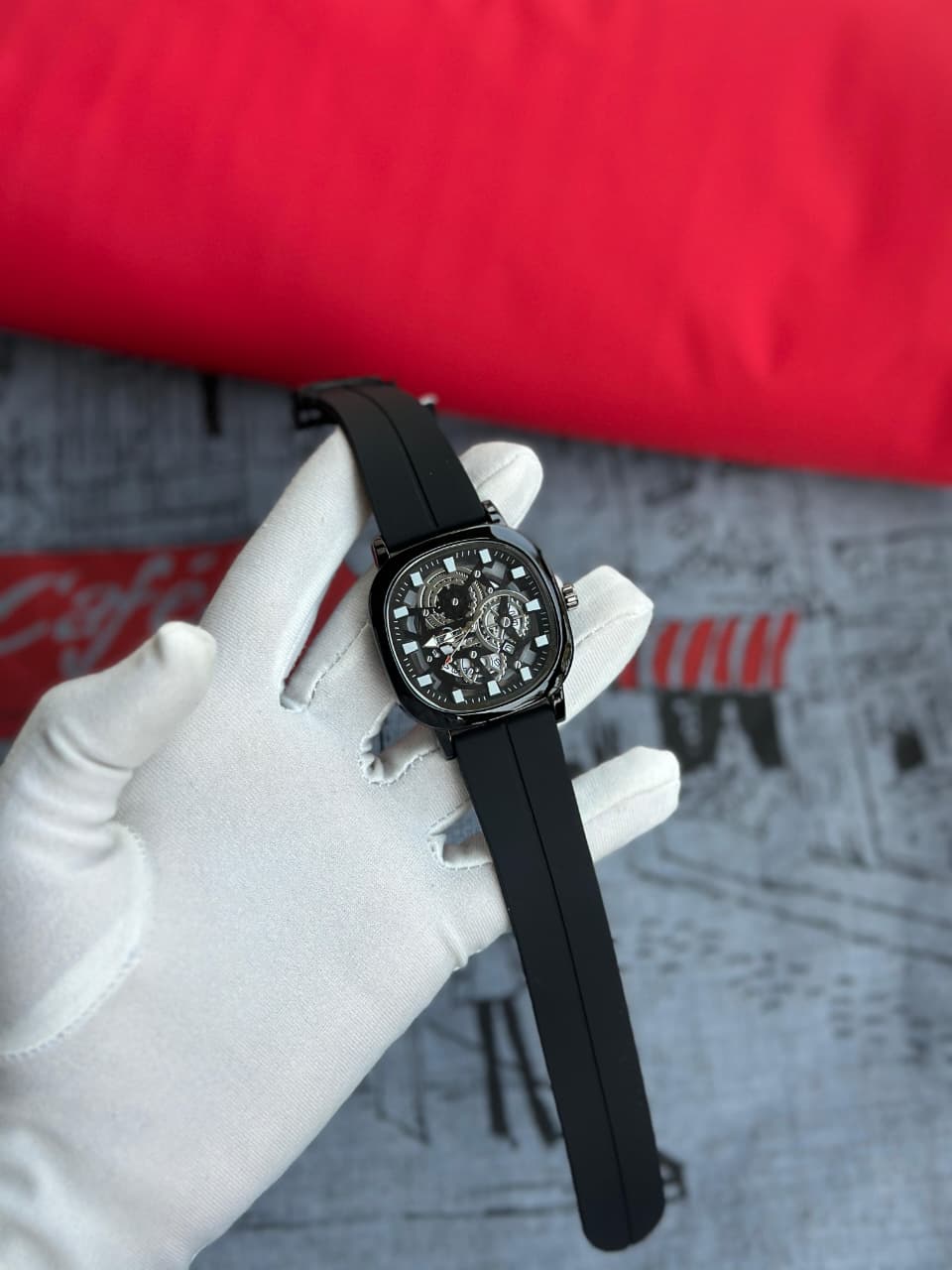 Premium Silicone Strap | Limited Edition Men's Luxury Timepiece